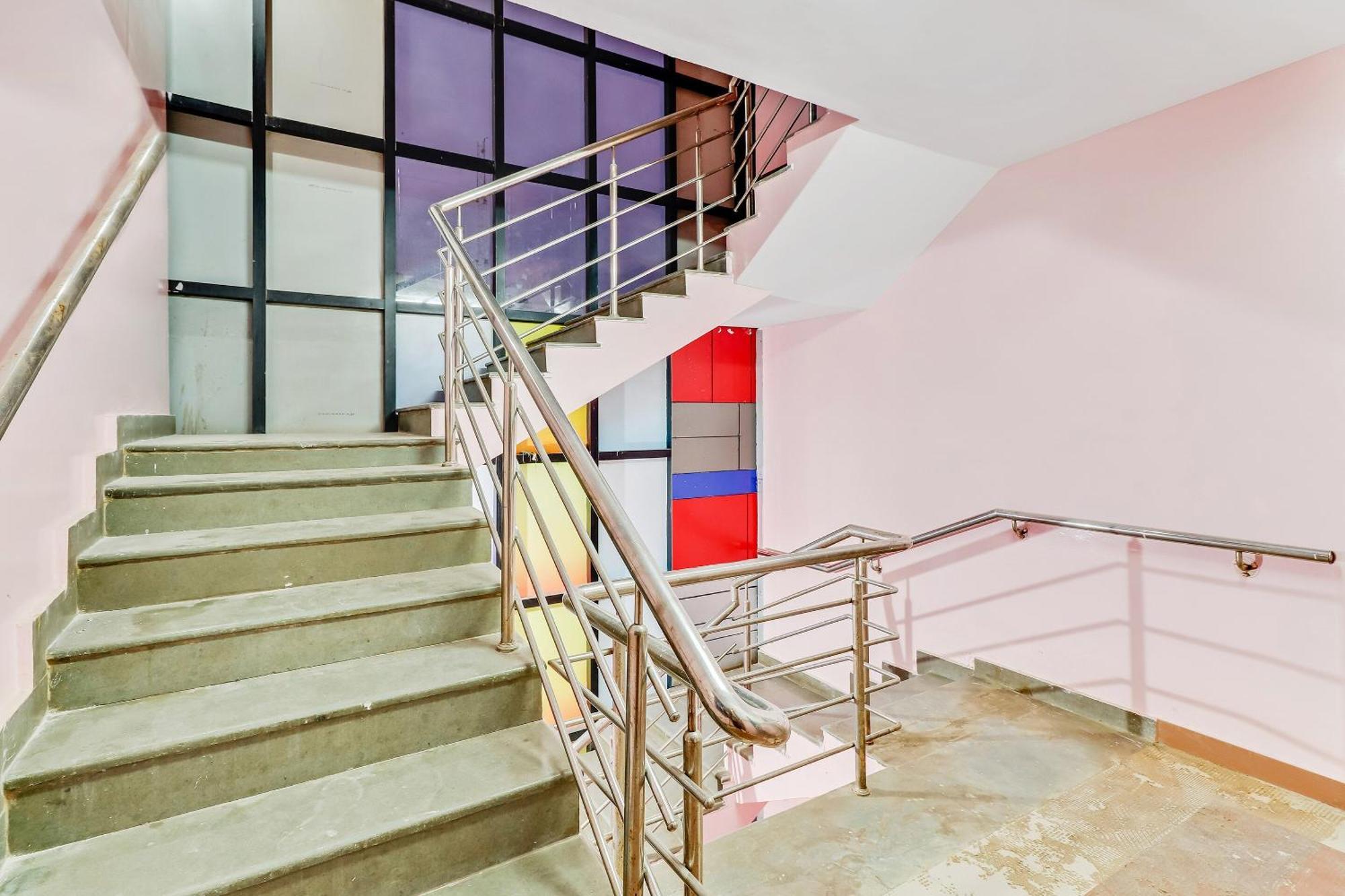 Hotel O Mrv Royal Suites Dod Jala Екстер'єр фото